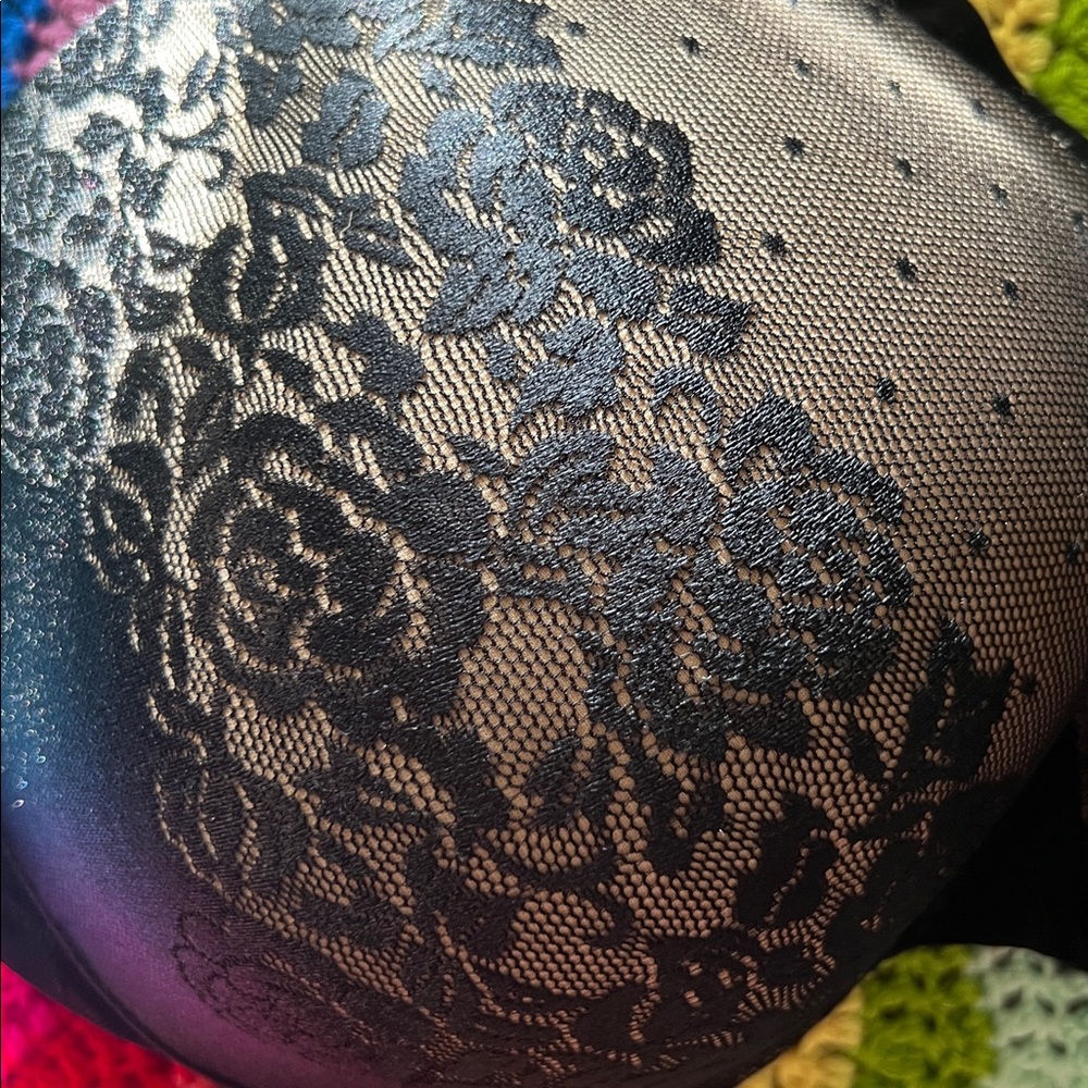 Soma Lace Detail *bundle 2 Bras - Black and Cream 40DD - Picture 9 of 12